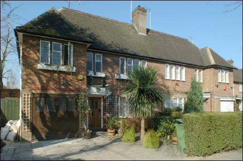 040 Kingsley Way
